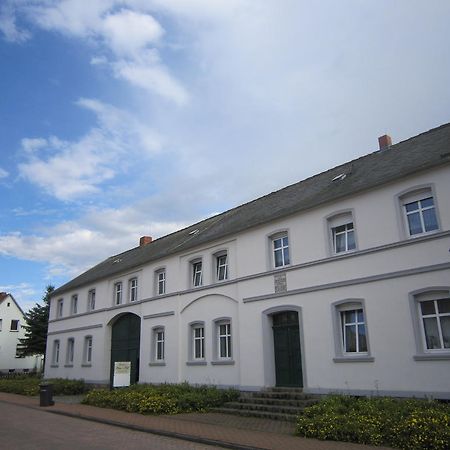 Pension Belau'S Hof Stendal Buitenkant foto