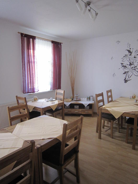 Pension Belau'S Hof Stendal Buitenkant foto